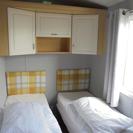 8 Berth On The Chase Hotel Ingoldmells Exterior photo
